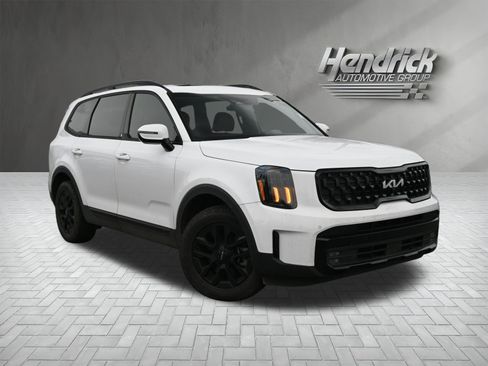 Used 2024 Kia Telluride SX Prestige X-Pro AWD/4WD image 2