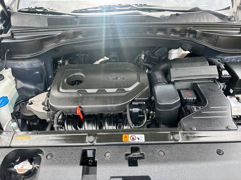 Used 2017 Hyundai Santa Fe Sport FWD image 28