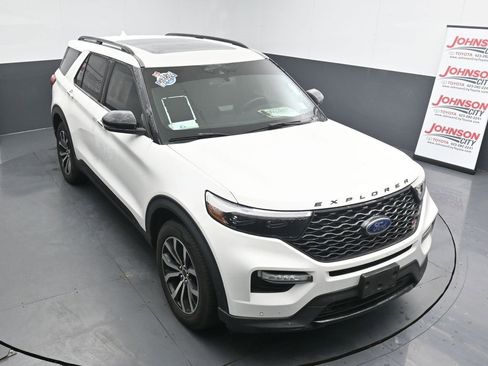 Used 2020 Ford Explorer ST w/ Premium Technology Package image 10