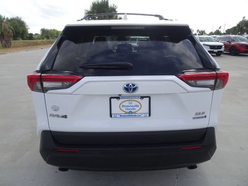 Used 2024 Toyota RAV4 XLE w/ Convenience Package AWD/4WD image 5