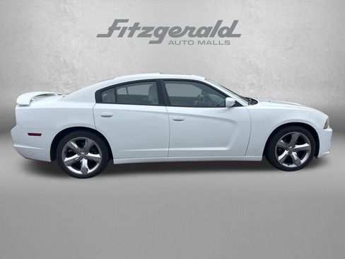 Used 2012 Dodge Charger SXT w/ Rallye Appearance Group RWD image 6