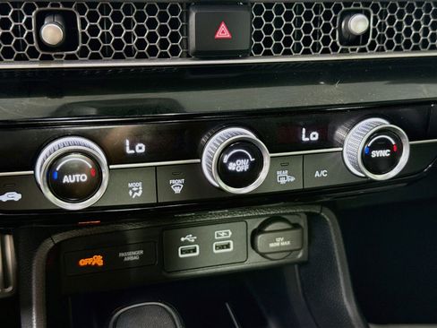 Used 2023 Honda Civic Sport Touring image 19