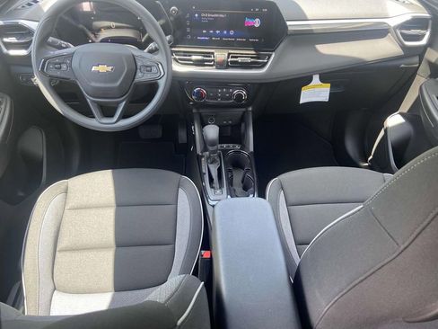 New 2026 Chevrolet TrailBlazer LT w/ Driver Confidence Package image 9