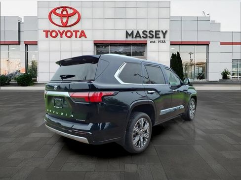 Used 2025 Toyota Sequoia Capstone AWD/4WD image 3