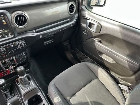 Used 2022 Jeep Wrangler Unlimited Rubicon 4xe w/ Cold Weather Group image 20