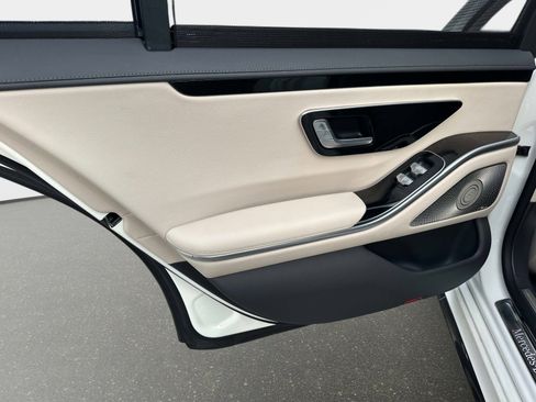 Certified 2023 Mercedes-Benz S 500 4MATIC image 10