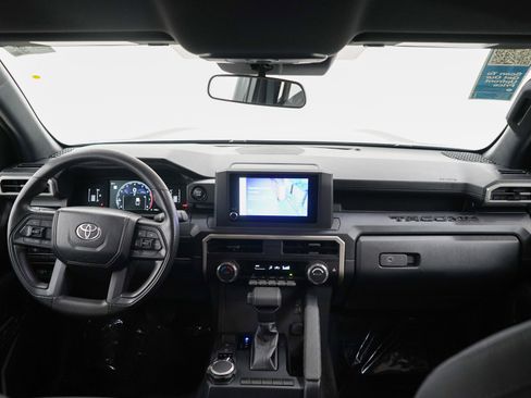 Used 2024 Toyota Tacoma SR AWD/4WD image 13