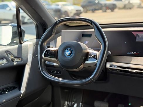 Used 2024 BMW iX xDrive50 w/ Premium Package AWD/4WD image 13