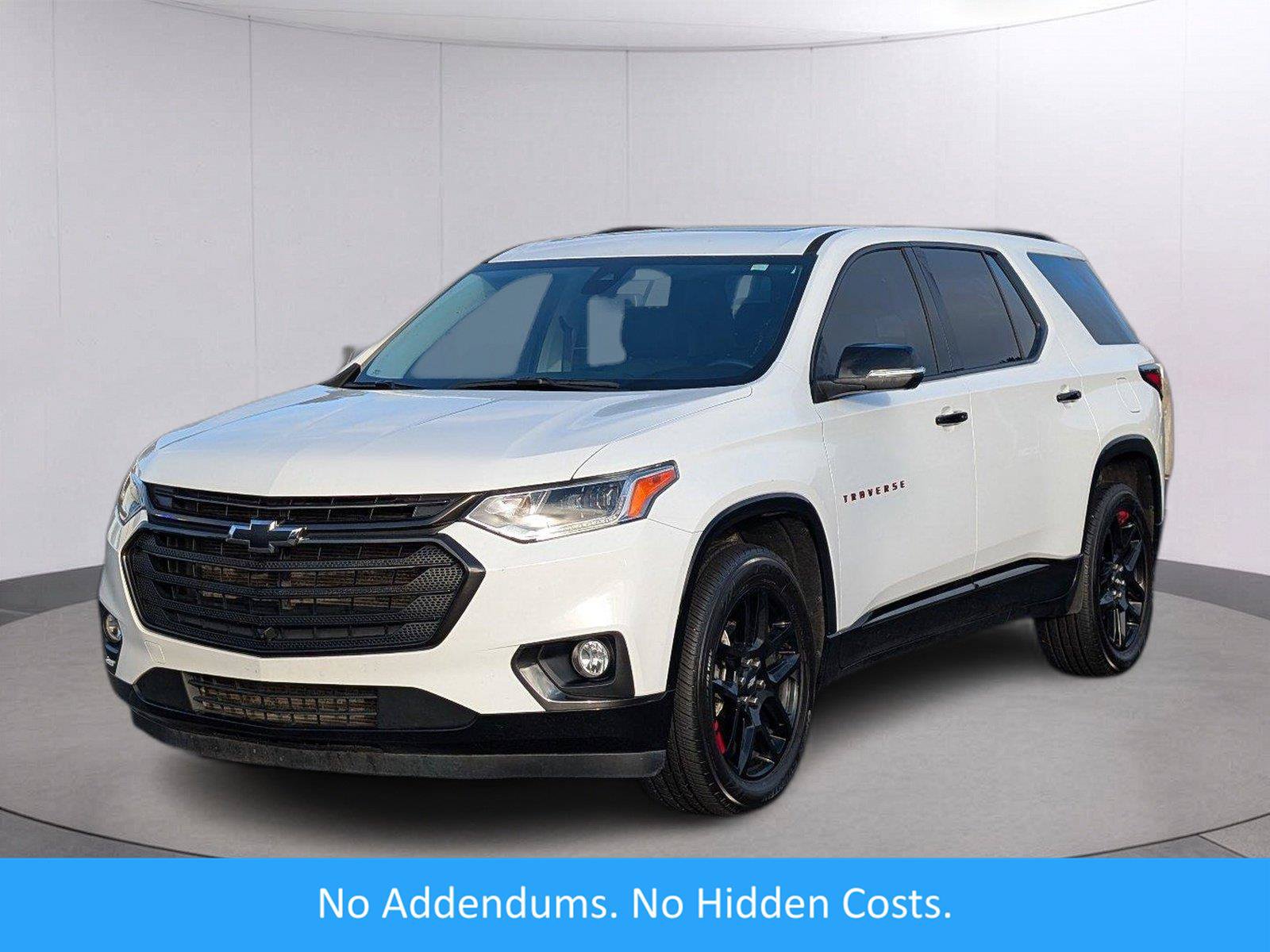 Used 2021 Chevrolet Traverse Premier w/ Redline Edition FWD image 1