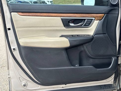 Used 2019 Honda CR-V Touring image 28