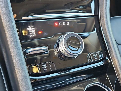 Used 2022 Jeep Grand Cherokee Limited 4xe image 34