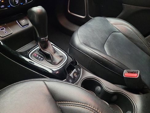 Used 2019 Jeep Compass Limited image 26