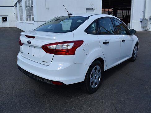 Used 2014 Ford Focus S image 7