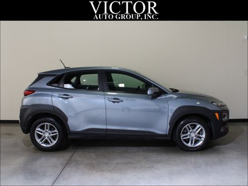 Used 2020 Hyundai Kona SE image 8