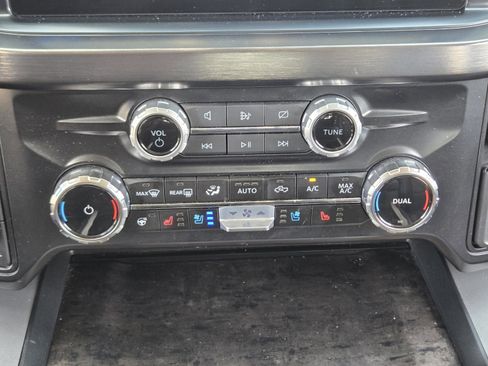 Used 2024 Ford F250 Lariat w/ Lariat Ultimate Package image 34