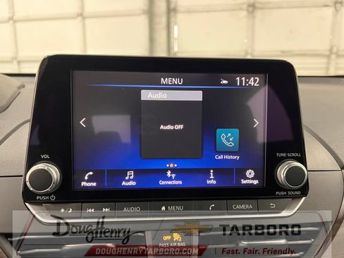 Used 2025 Nissan Altima 2.5 SV FWD image 45