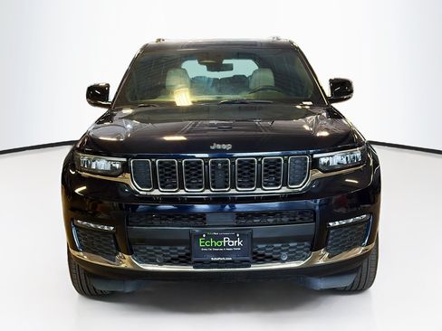 Used 2023 Jeep Grand Cherokee L Limited w/ Luxury Tech Group II AWD/4WD image 2