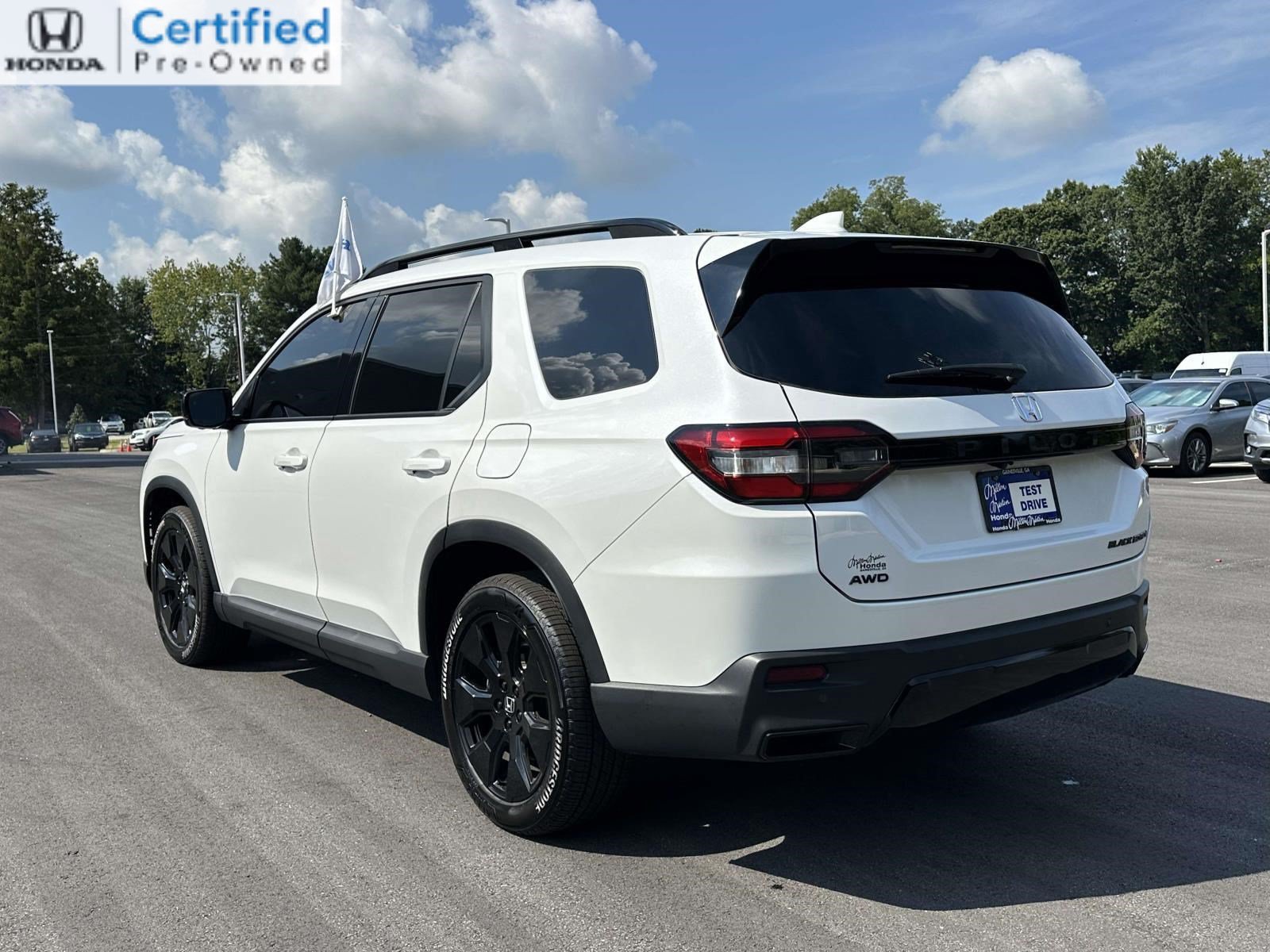 Certified 2026 Honda Pilot Black Edition image 25