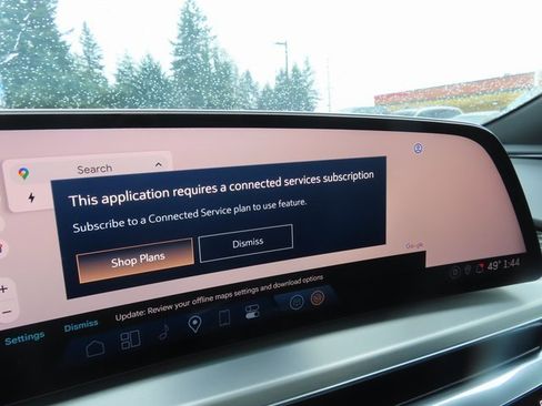 Used 2024 Cadillac Lyriq Luxury w/ LPO, Floor Liner Package image 24