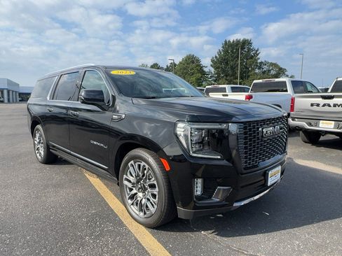 Certified 2023 GMC Yukon XL Denali Ultimate AWD/4WD image 2