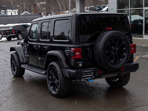 Used 2023 Jeep Wrangler Unlimited Sahara w/ Cold Weather Group image 6