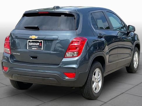 Used 2022 Chevrolet Trax LS w/ Tint and Cruise Package AWD/4WD image 13