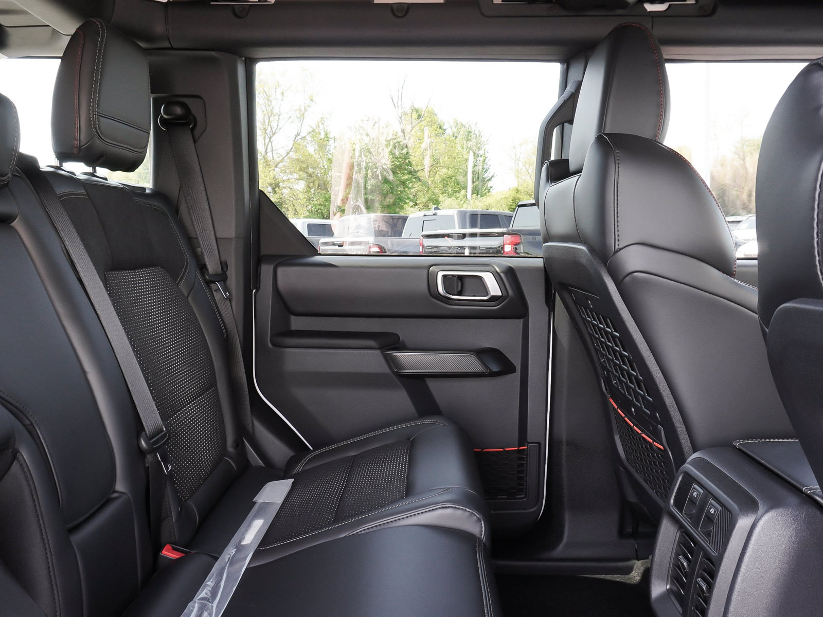 Used 2026 Ford Bronco Raptor w/ Interior Carbon Fiber Pack AWD/4WD image 48