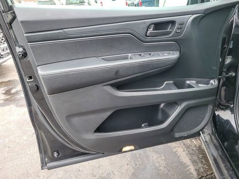 Used 2023 Honda Odyssey EX-L image 17