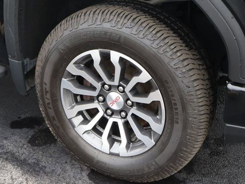 Used 2022 GMC Sierra 1500 AT4 w/ AT4 Premium Package image 5