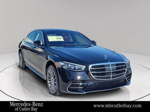 New 2026 Mercedes-Benz S 580 4MATIC Sedan image 1