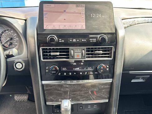 Used 2022 Nissan Armada Platinum w/ Captain's Chairs Package RWD image 24