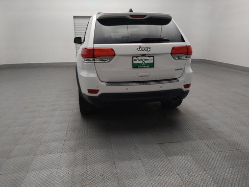 Used 2017 Jeep Grand Cherokee Limited RWD image 6