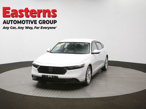 Used 2025 Honda Accord LX image 52