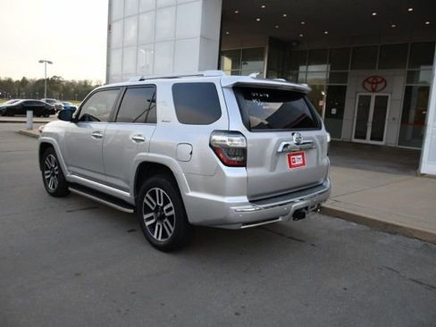 Used 2022 Toyota 4Runner Limited image 3