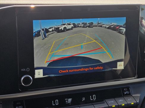 Used 2025 Toyota Camry SE FWD image 23