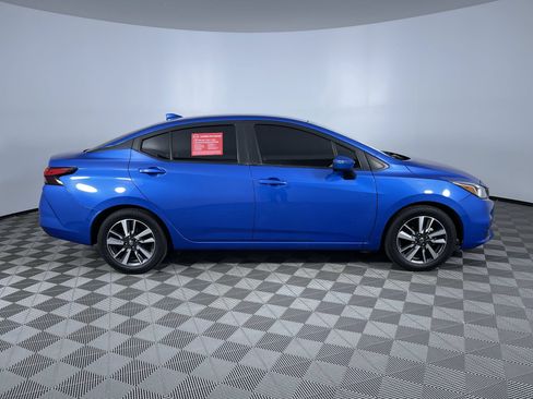 Used 2021 Nissan Versa SV FWD image 10
