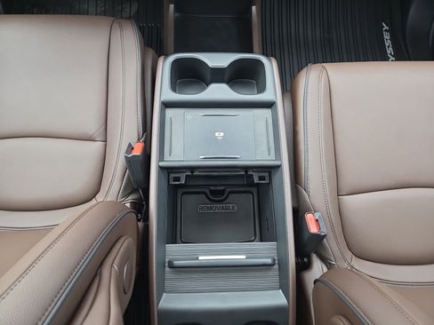 New 2026 Honda Odyssey Touring image 33