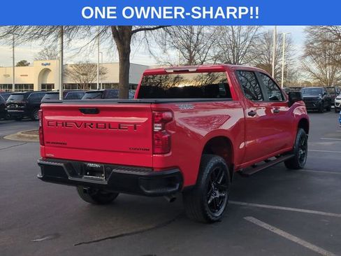 Used 2024 Chevrolet Silverado 1500 Custom Trail Boss w/ LPO, Dark Essentials Package image 5