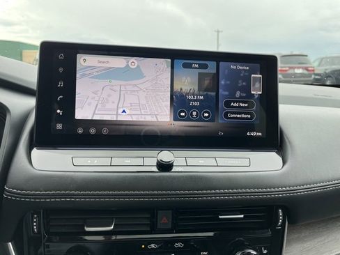 Used 2024 Nissan Rogue Platinum w/ Platinum Premium Package image 36