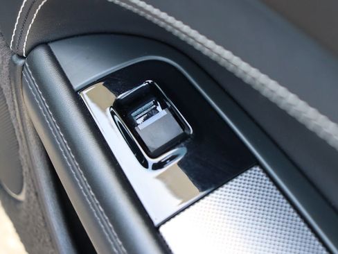 Used 2014 Jaguar XKR R image 34