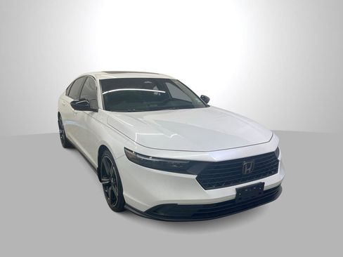 Certified 2025 Honda Accord Sport image 1