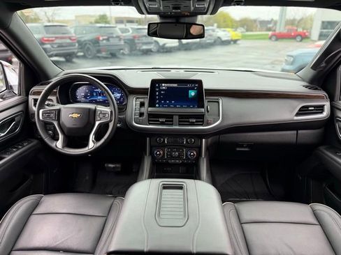 Used 2024 Chevrolet Tahoe Premier image 2