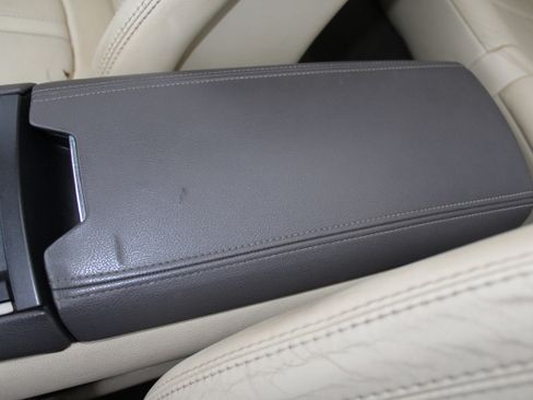 Used 2013 Lincoln MKZ Base image 37