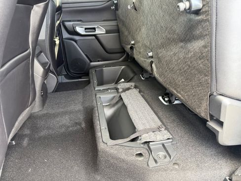 New 2025 Ford Ranger Lariat w/ Chrome Accent Package image 14