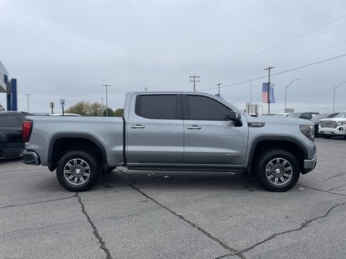 Used 2024 GMC Sierra 1500 AT4 w/ Technology Package image 8