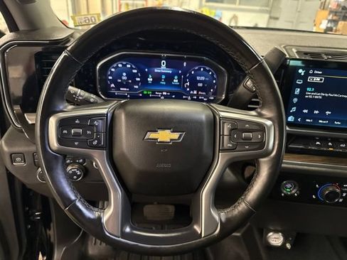 Used 2023 Chevrolet Silverado 1500 LT AWD/4WD image 12