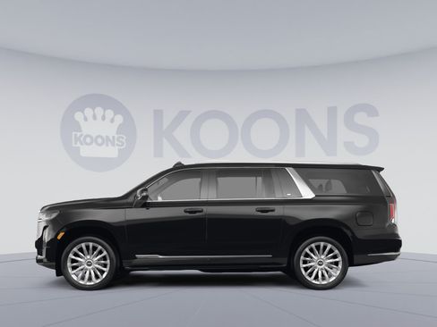 Used 2023 Cadillac Escalade ESV Premium Luxury AWD/4WD image 2
