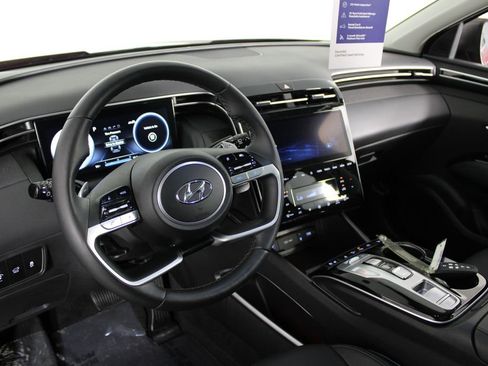 Certified 2024 Hyundai Tucson Limited FWD image 19