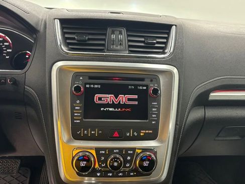 Used 2017 GMC Acadia Limited SLT image 23