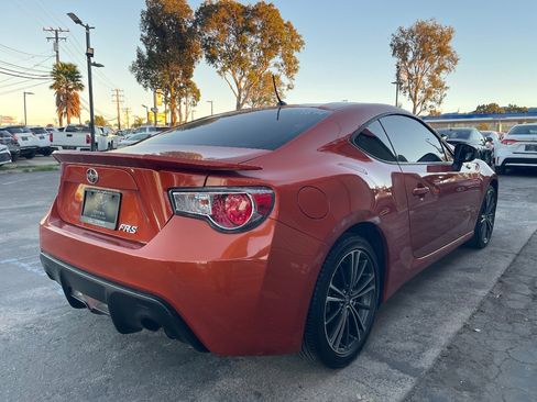 Used 2014 Scion FR-S image 5